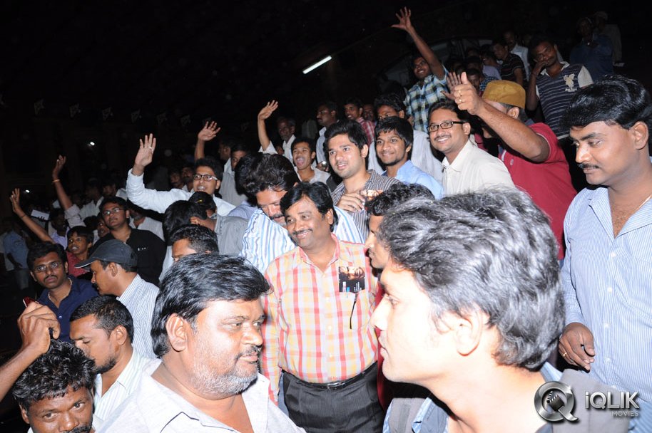 Rowdy-Movie-Promotion-in-Guntur